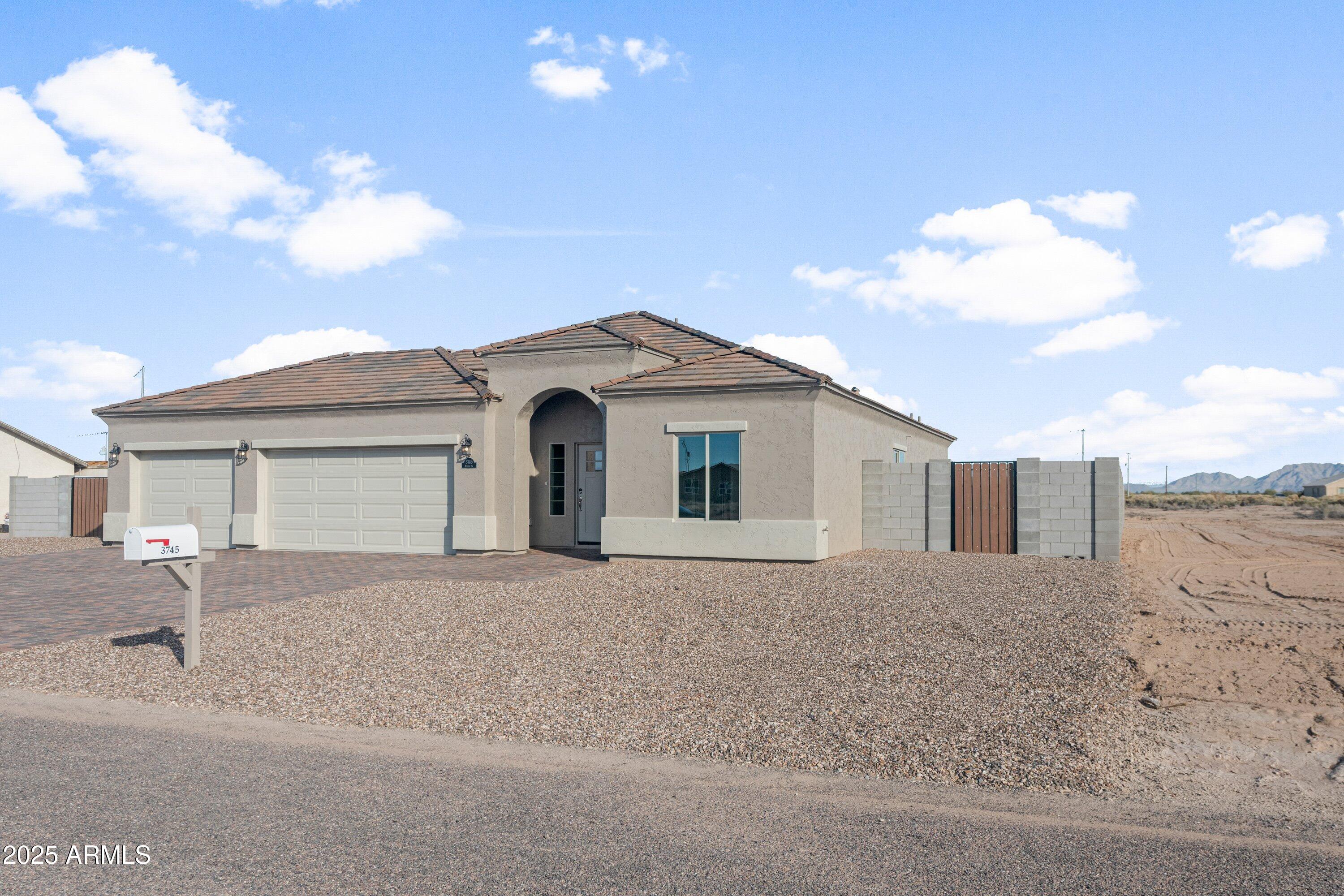 3955 North Maya Road Eloy, AZ 85131 - Photo 4 of 30