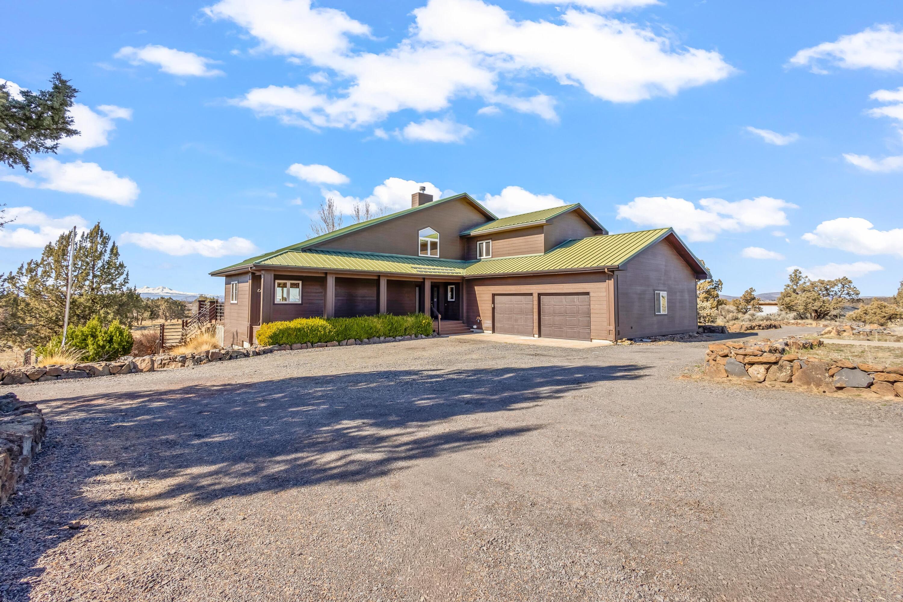 1164 Southwest Parrish Lane Powell Butte, OR 97753 - Photo 49 of 54 46