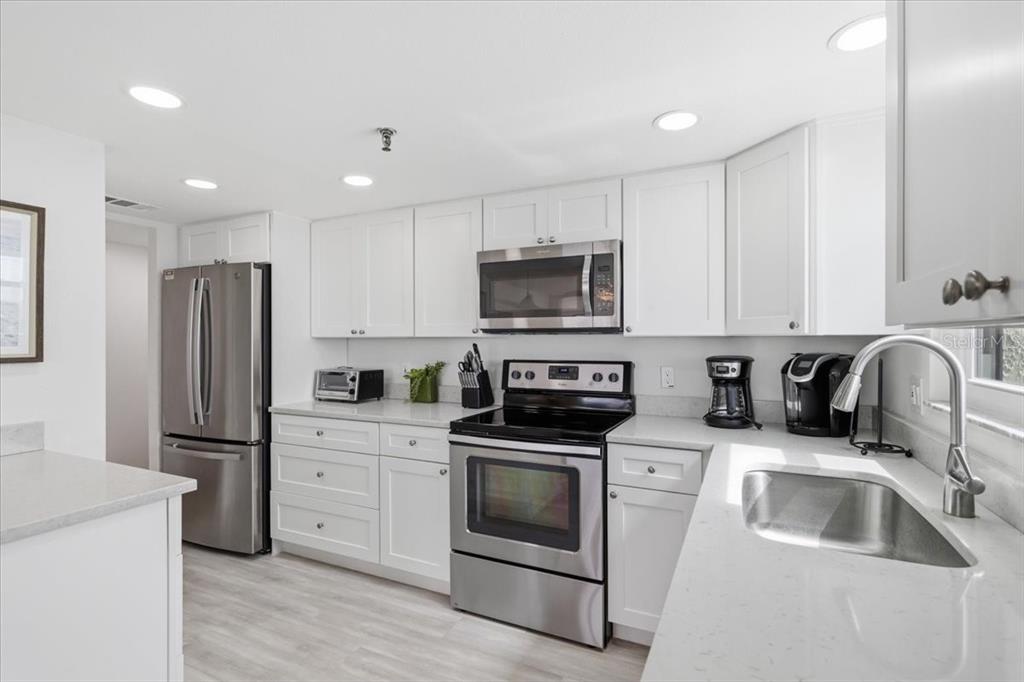 15400 Gulf Boulevard, Unit 501 Madeira Beach, FL 33708 - Photo 14 of 59