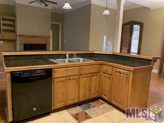 $2,150 | 13414 Old Dutchtown Avenue, Gonzales, LA 70737