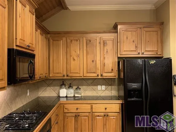 $2,150 | 13414 Old Dutchtown Avenue, Gonzales, LA 70737