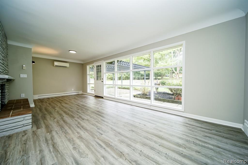 29200 Utley Road Farmington Hills, MI 48334 - Photo 20 of 64