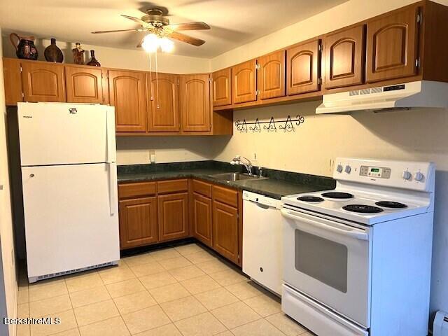 260 Pittsfield Road, Unit B14 Lenox, MA 01240 - Photo 5 of 22 open kitchen