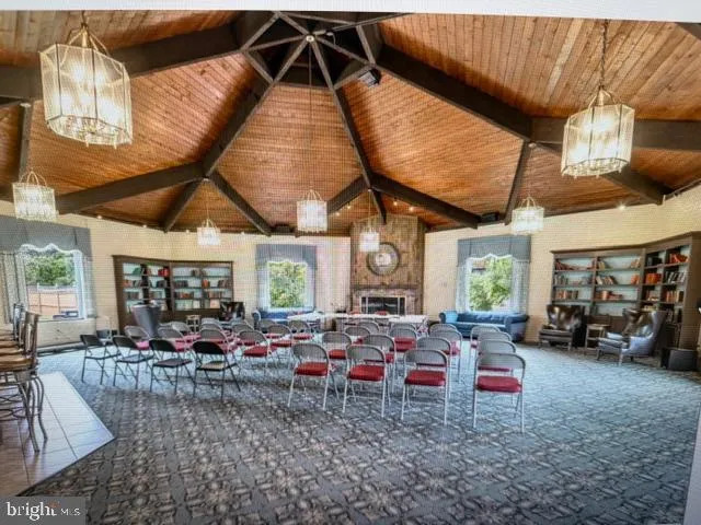 $1,750 | 6982 Hanover Parkway, Unit 203, Greenbelt, MD 20770