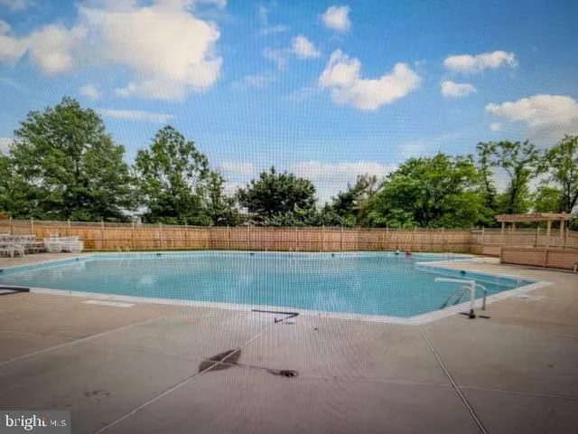 $1,895 | 6982 Hanover Parkway, Unit 203, Greenbelt, MD 20770