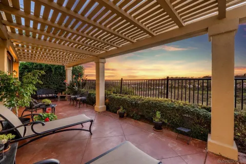 $1,895,000 | 6277 Paseo Privado, Carlsbad, CA 92009
