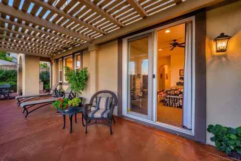 $1,895,000 | 6277 Paseo Privado, Carlsbad, CA 92009