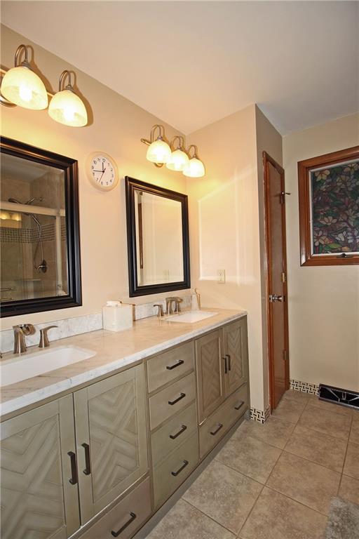 123 Woodsdale Road Pittsburgh, PA 15237 - Photo 14 of 24 Gallery Image 14