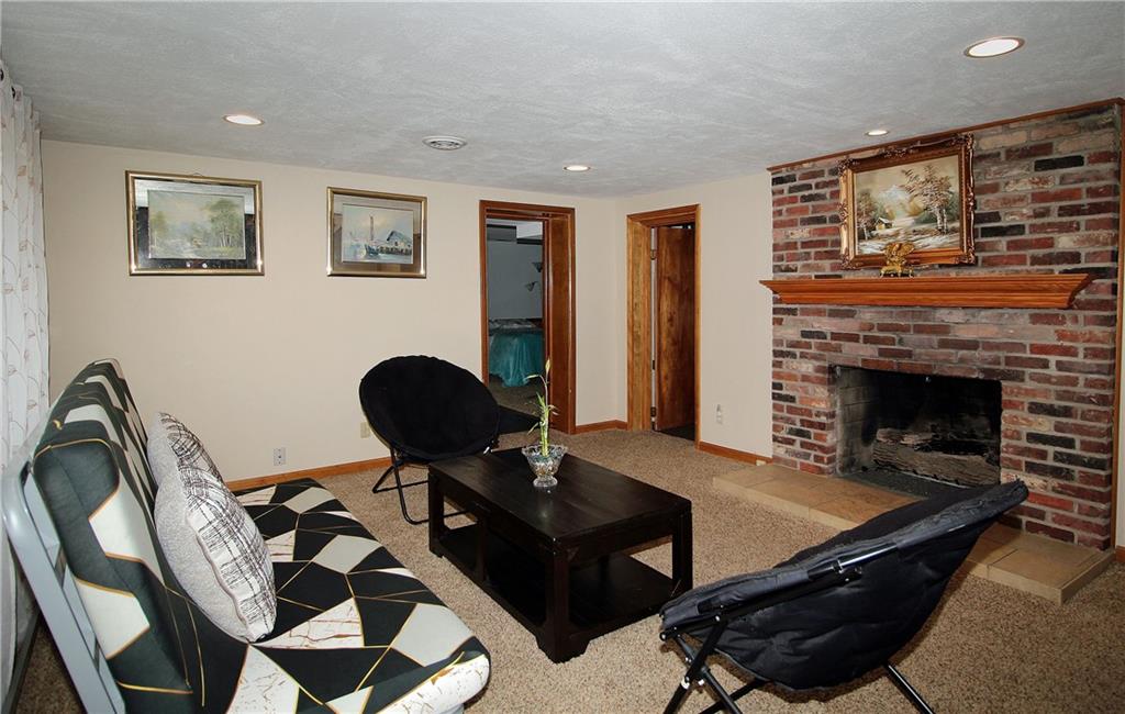 123 Woodsdale Road Pittsburgh, PA 15237 - Photo 22 of 24 Gallery Image 22