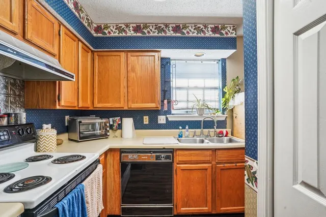 $1,250 | 111 Omega Street, Unit B, Belle Chasse, LA 70037