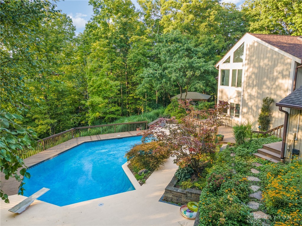 18 Locust Hill Road Cincinnati, OH 45245 - Photo 30 of 33 Gallery Image 30