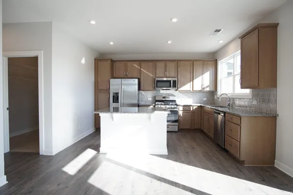 $359,800 | 4689 Chelmsford Drive, Newburgh, IN 47630