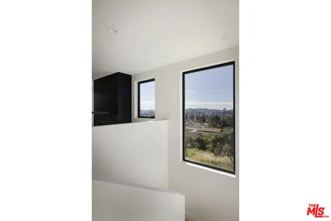 $1,395,000 | 5240 Barker Drive, Los Angeles, CA 90042