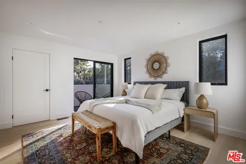 $1,395,000 | 5240 Barker Drive, Los Angeles, CA 90042