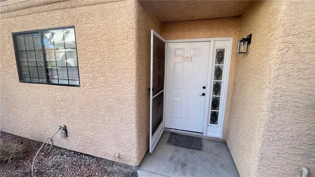 $1,700 | 2851 South Valley View Boulevard, Unit 1153, Las Vegas, NV 89102