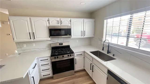$1,700 | 2851 South Valley View Boulevard, Unit 1153, Las Vegas, NV 89102