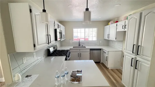 $1,700 | 2851 South Valley View Boulevard, Unit 1153, Las Vegas, NV 89102