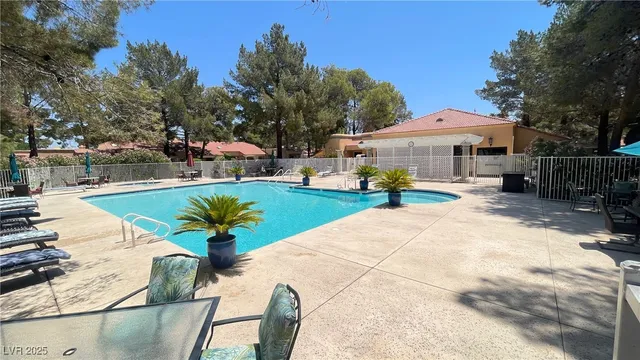 $1,700 | 2851 South Valley View Boulevard, Unit 1153, Las Vegas, NV 89102