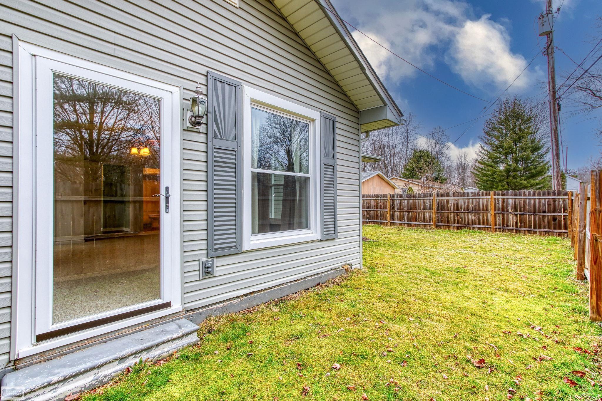 4884 Taft Road Algonac, MI 48001 - Photo 35 of 36 50134596-cf78fbdb-f587-4294-9cfa-42ca3ff55fc3.JPG