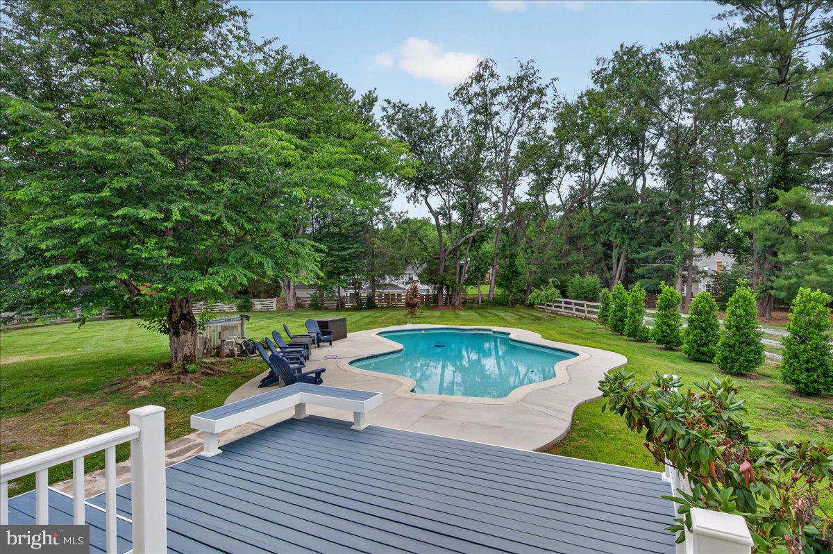 11057 Bishopsgate Court Reston, VA 20194 - Photo 57 of 72 Refinished Tiered Deck