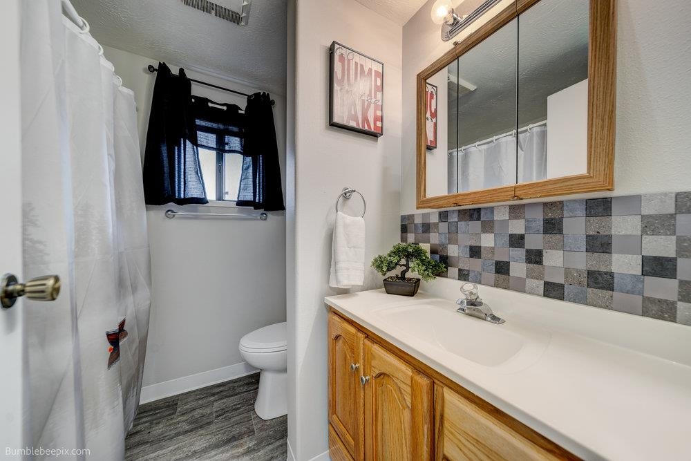 4546 Antonia Road Loon Lake, WA 99148 - Photo 5 of 19 Gallery Image 5