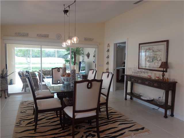 1098 Southwest Balmoral Trace Stuart, FL 34997 - Photo 11 of 25 Gallery Image 11