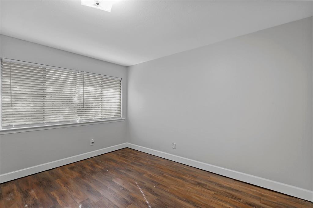 2504 South Fielder Road Arlington, TX 76015 - Photo 16 of 18