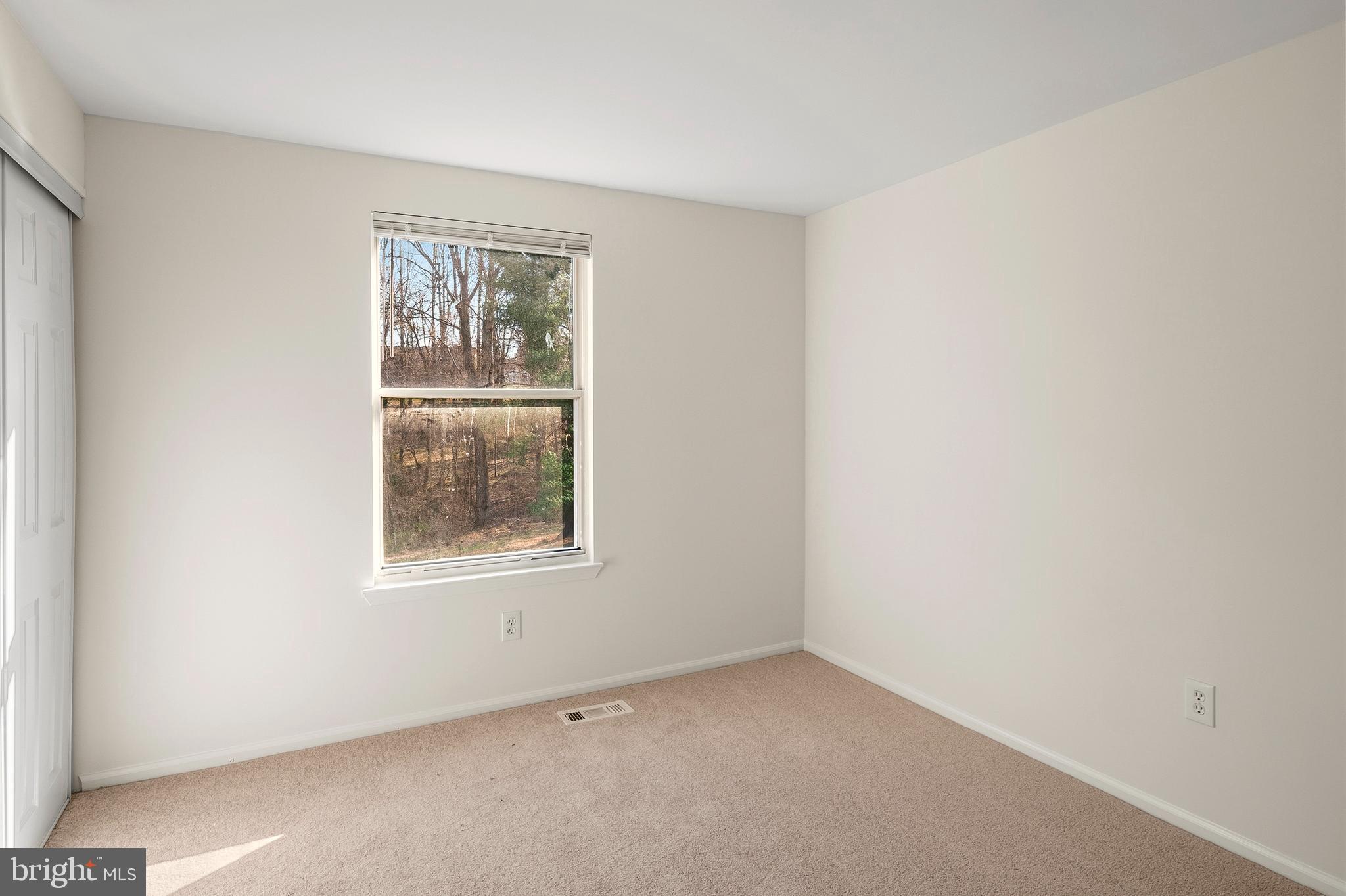 3617 Ripplingbrook Court Bowie, MD 20721 - Photo 19 of 29 an empty room with a window