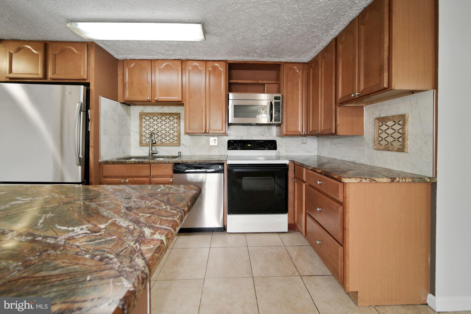 19605 Gunners Branch Road, Unit H Germantown, MD 20876 - Photo 7 of 16 Gallery Image 7
