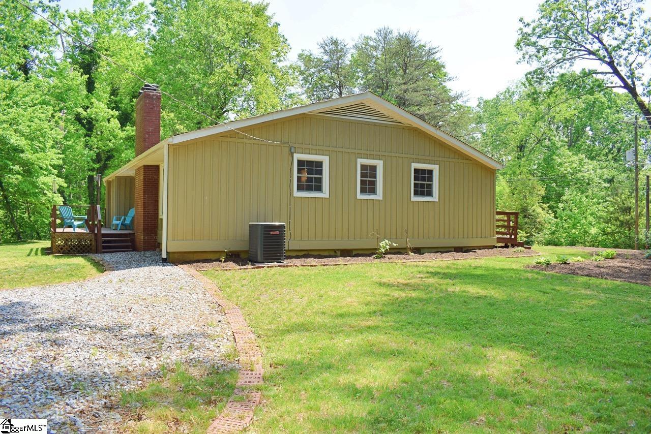 1602 Butter Street Landrum, SC 29356 - Photo 28 of 32 Gallery Image 28