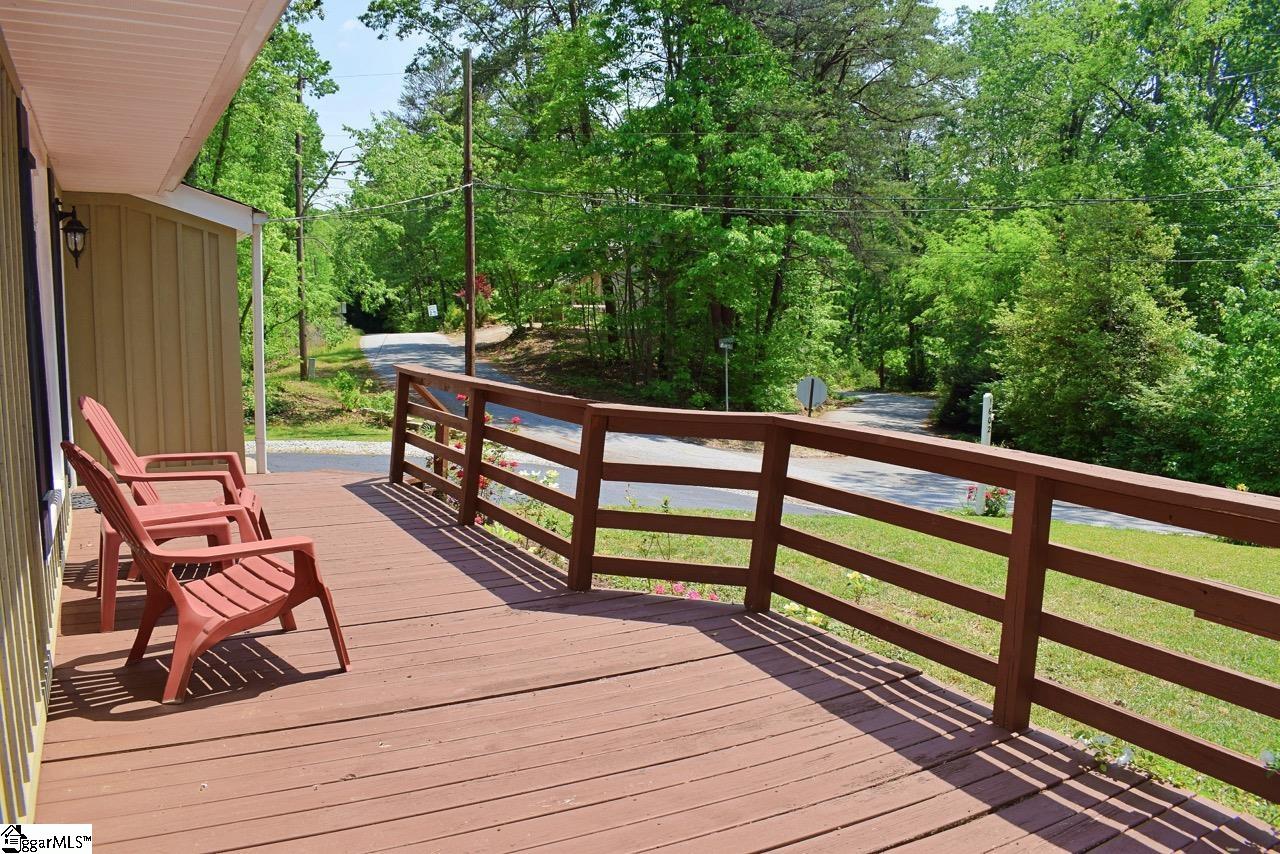 1602 Butter Street Landrum, SC 29356 - Photo 7 of 32 Gallery Image 7