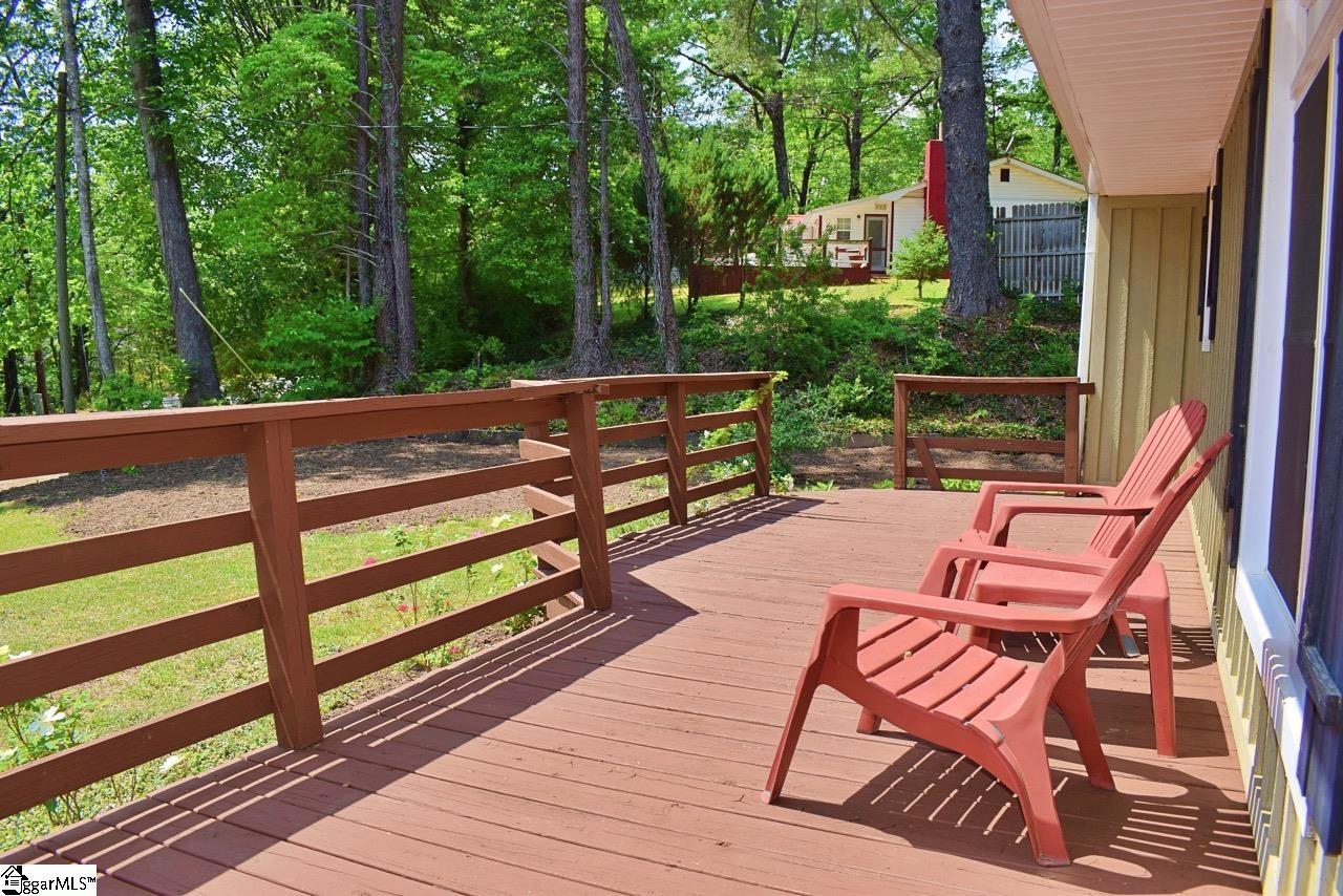 1602 Butter Street Landrum, SC 29356 - Photo 8 of 32 Gallery Image 8