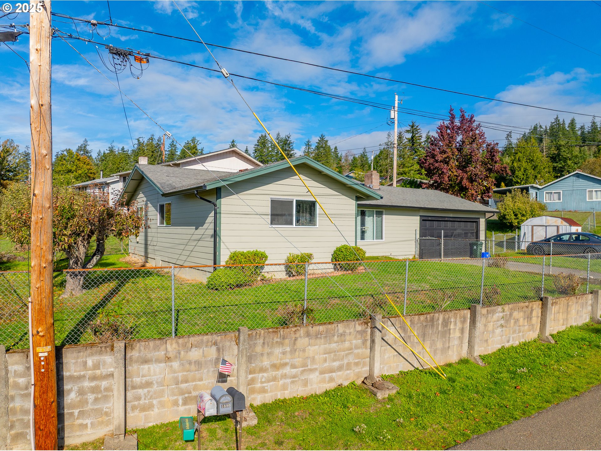 1893 Sunset Lane Myrtle Point, OR 97458 - Photo 19 of 26