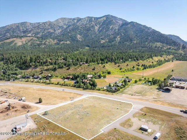 $1,500,000 | Lot 1 Old Alpine Road, Alpine, WY 83128