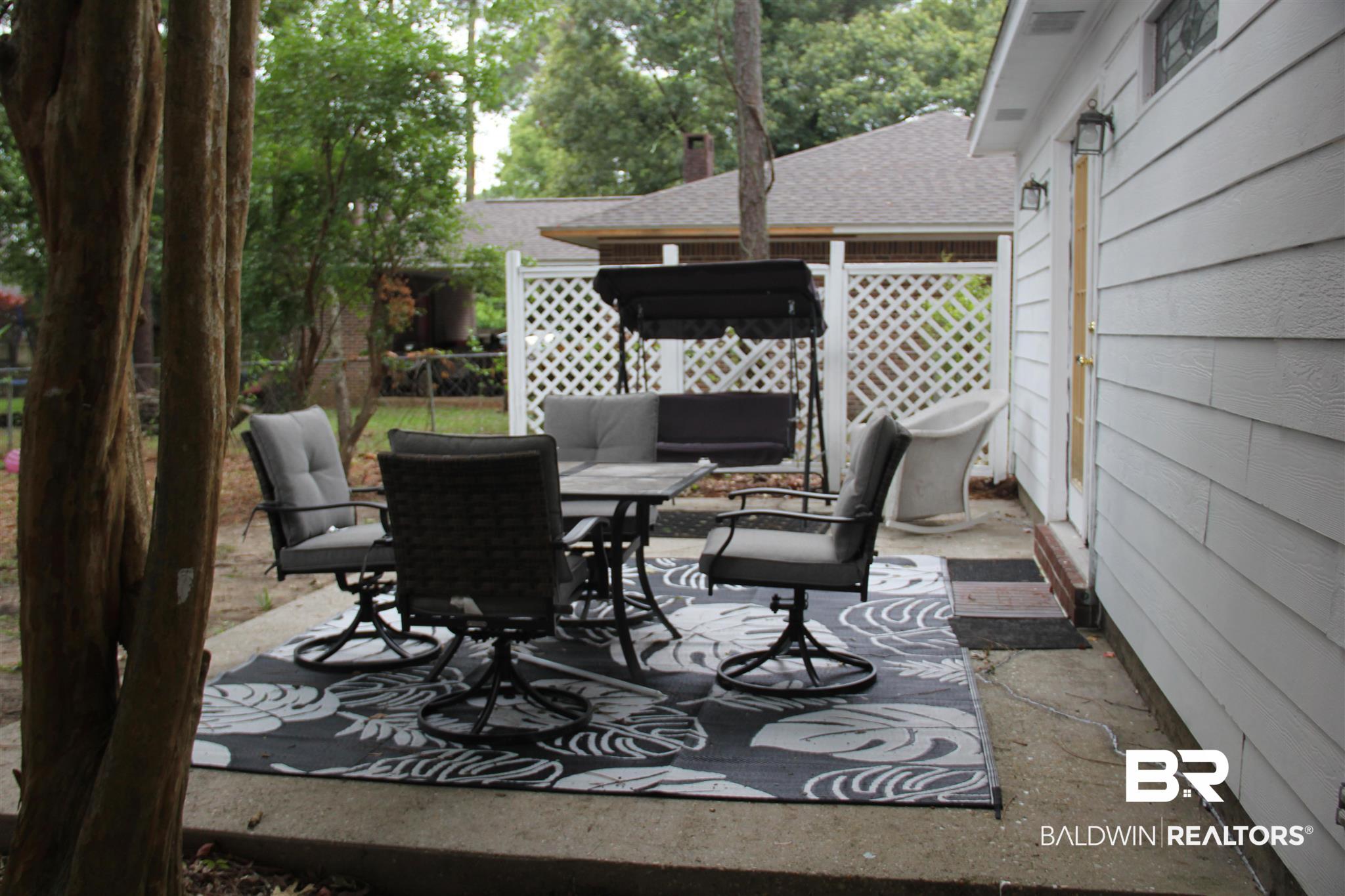 112 Leigh Circle Daphne, AL 36526 - Photo 23 of 24