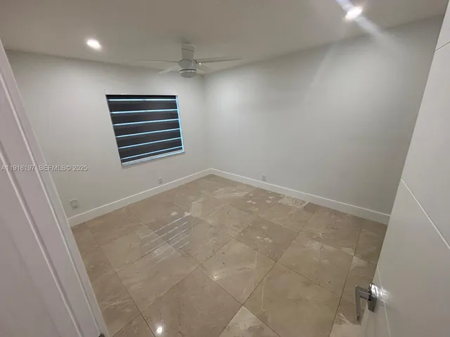 $4,000 | 2900 Southwest 16th Street, Fort Lauderdale, FL 33312