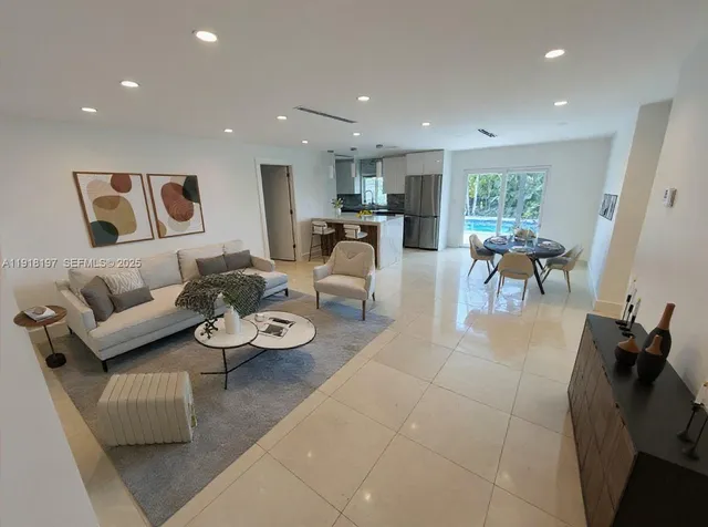 $4,000 | 2900 Southwest 16th Street, Fort Lauderdale, FL 33312