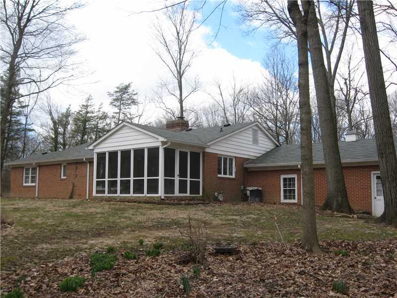 7811 Lantern Road Indianapolis, IN 46256 - Photo 3 of 4 Gallery Image 3