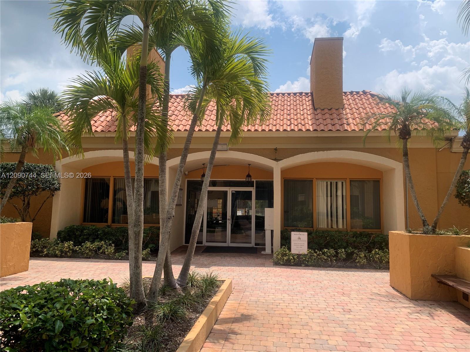 17901 Northwest 68th Avenue, Unit R105 Hialeah, FL 33015 - Photo 17 of 20 Gallery Image 17
