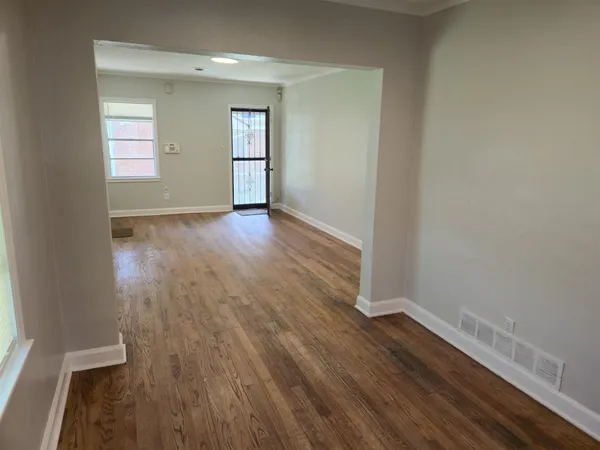 $1,250 | 1035 Treadwell Street, Memphis, TN 38122