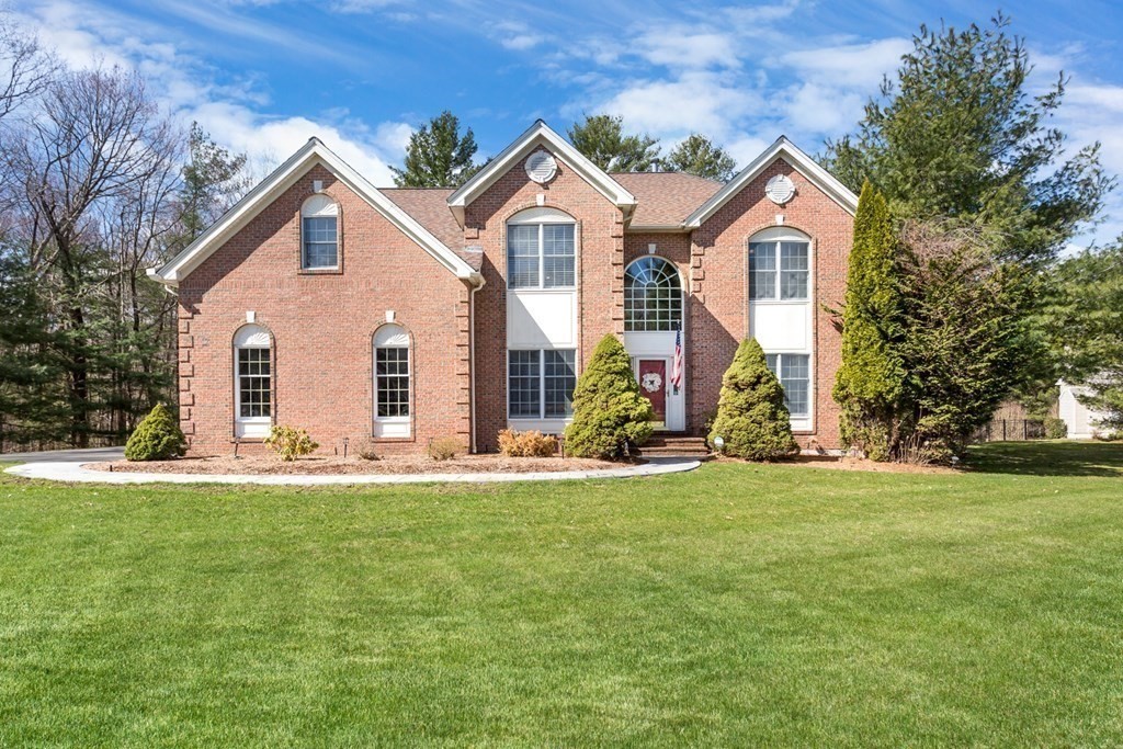 53 Hancock Road Franklin, MA 02038 - Photo 1 of 42 Gallery Image 1