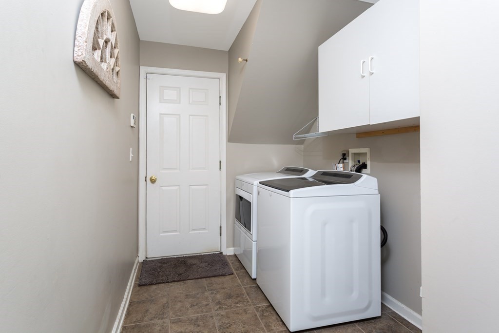 53 Hancock Road Franklin, MA 02038 - Photo 18 of 42 Gallery Image 18