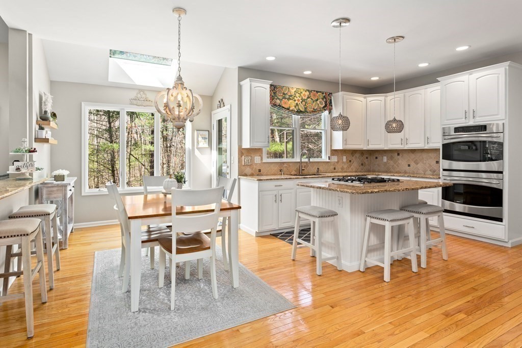 53 Hancock Road Franklin, MA 02038 - Photo 3 of 42 Gallery Image 3