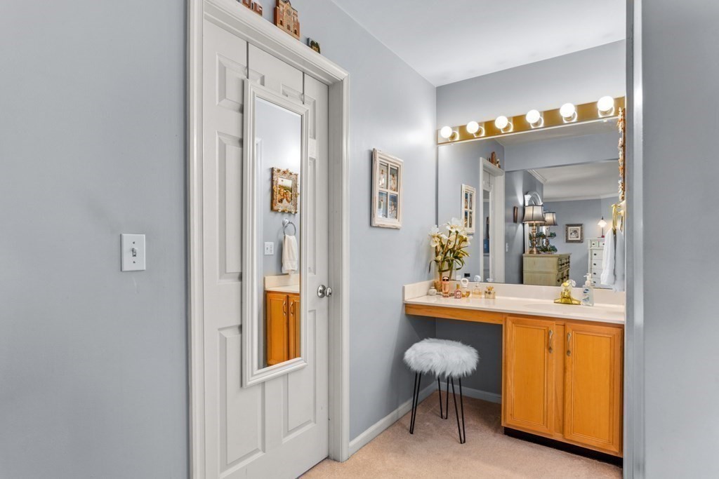 53 Hancock Road Franklin, MA 02038 - Photo 34 of 42 Gallery Image 34