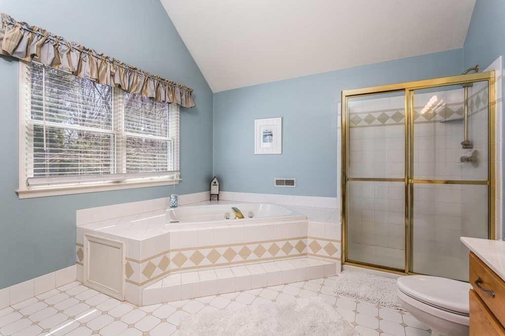 53 Hancock Road Franklin, MA 02038 - Photo 35 of 42 Gallery Image 35