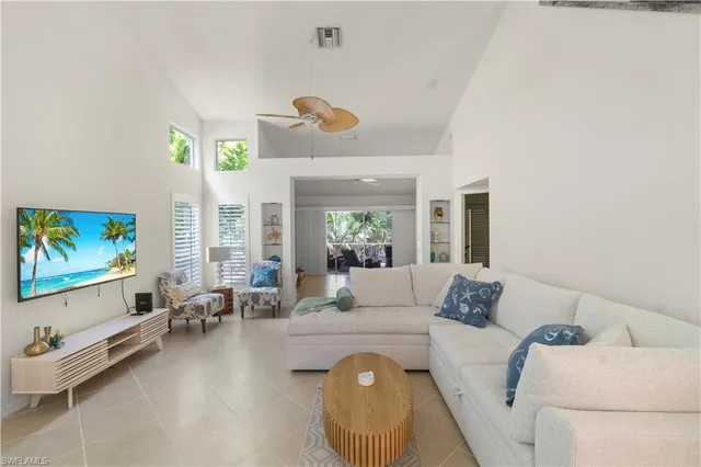 $6,000 | 348 Carinosa Court, Unit 1810, Naples, FL 34110