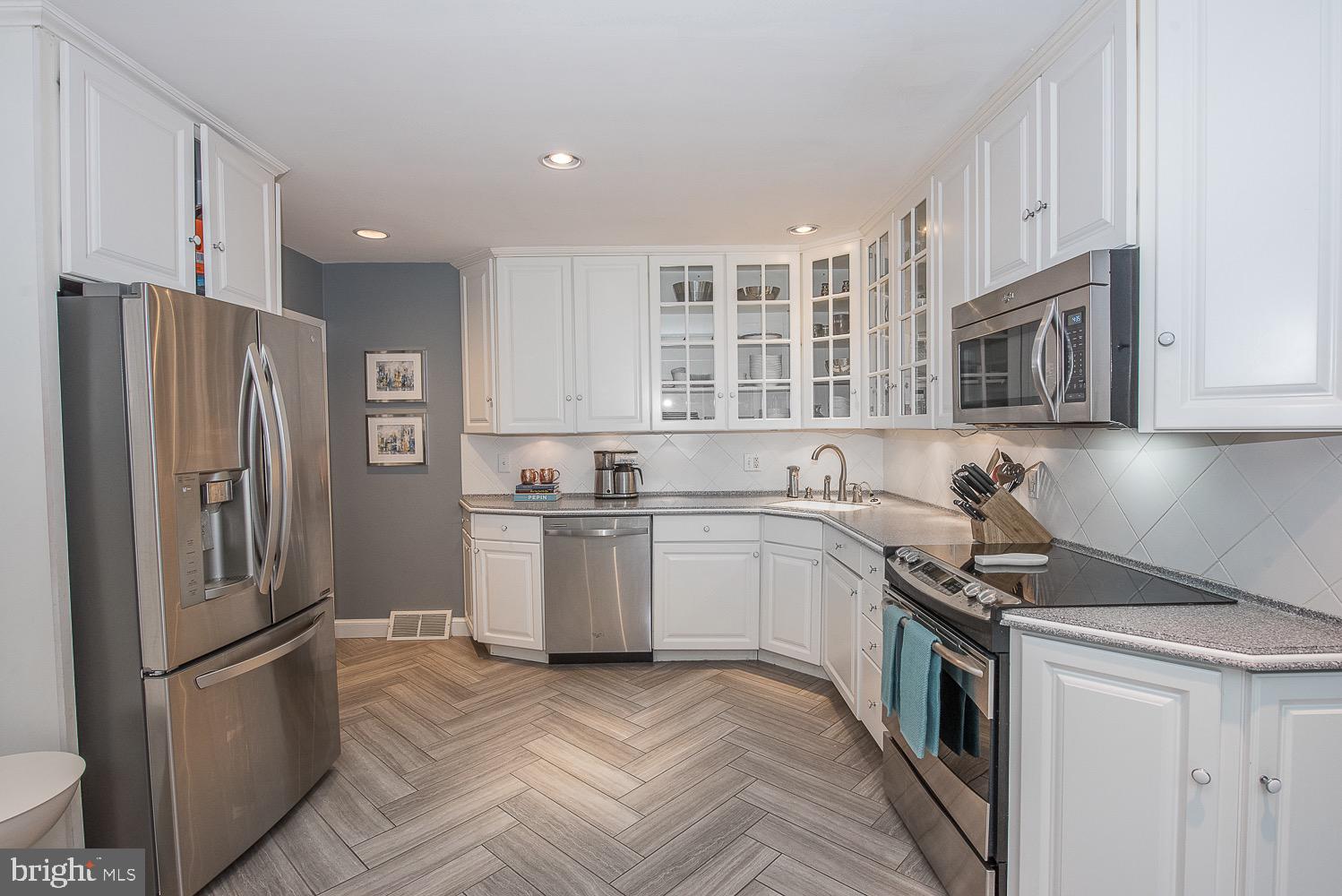 717 Hamilton Road Bryn Mawr, PA 19010 - Photo 14 of 51