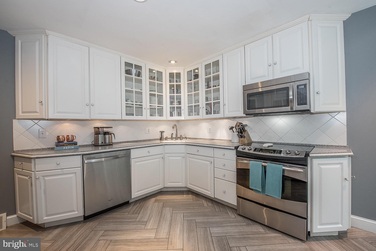 717 Hamilton Road Bryn Mawr, PA 19010 - Photo 17 of 51