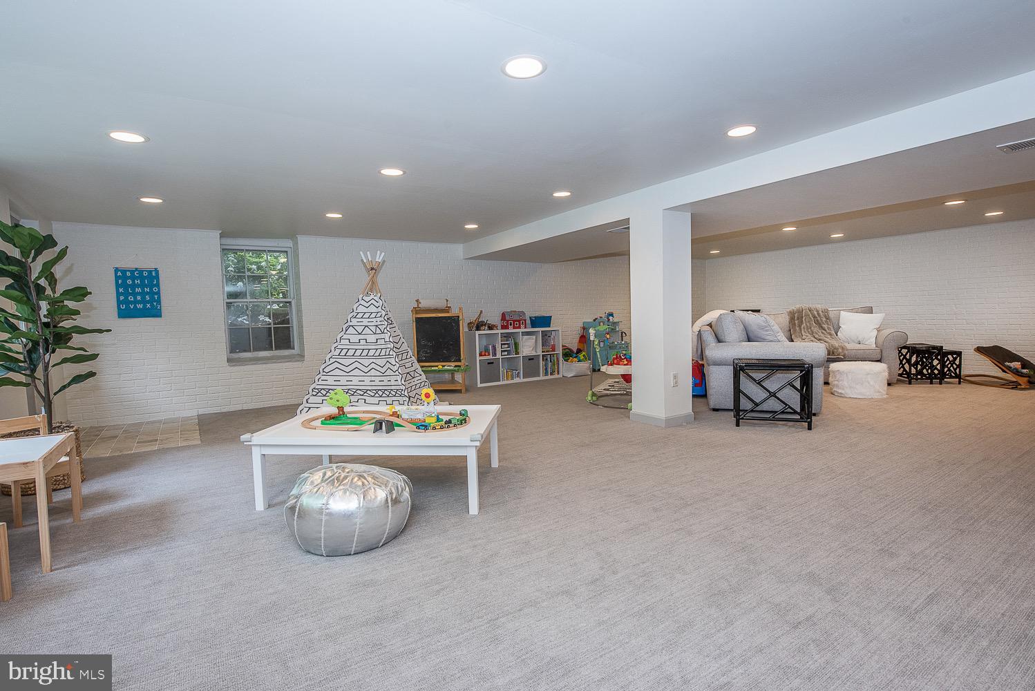 717 Hamilton Road Bryn Mawr, PA 19010 - Photo 35 of 51