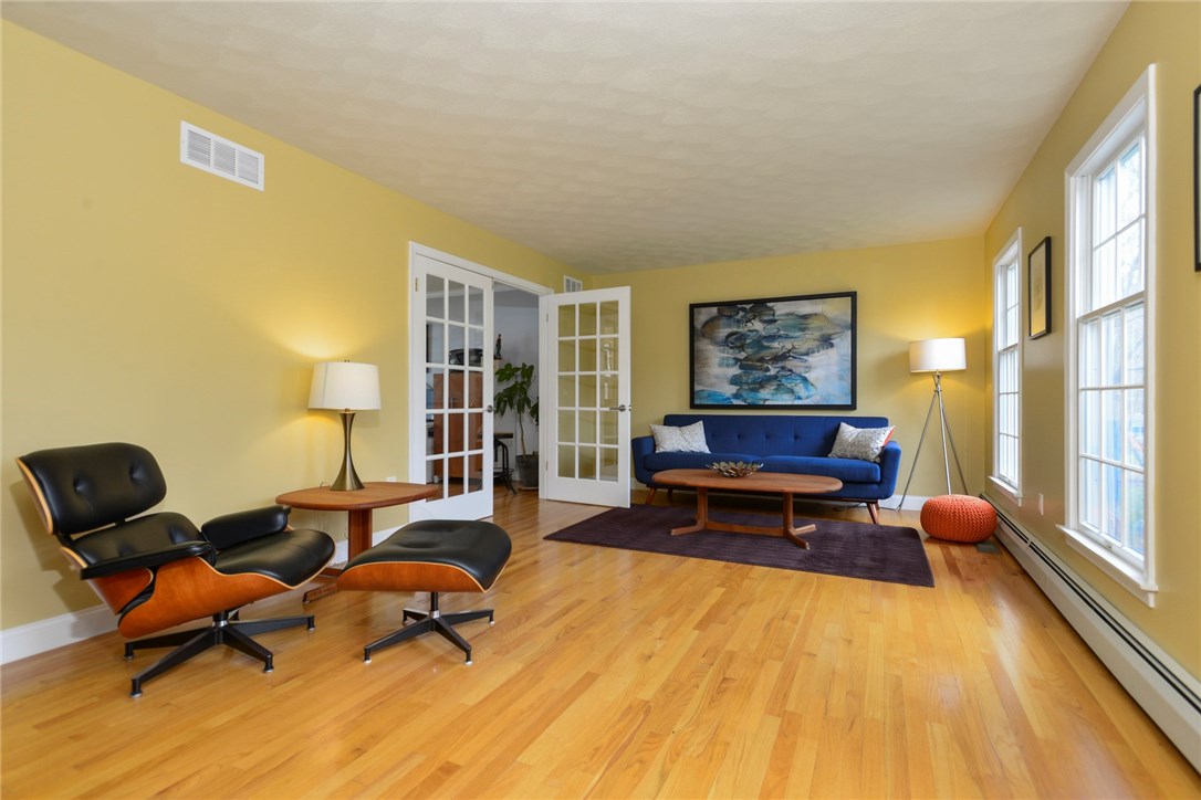 176 Wickham Road North Kingstown, RI 02852 - Photo 5 of 25